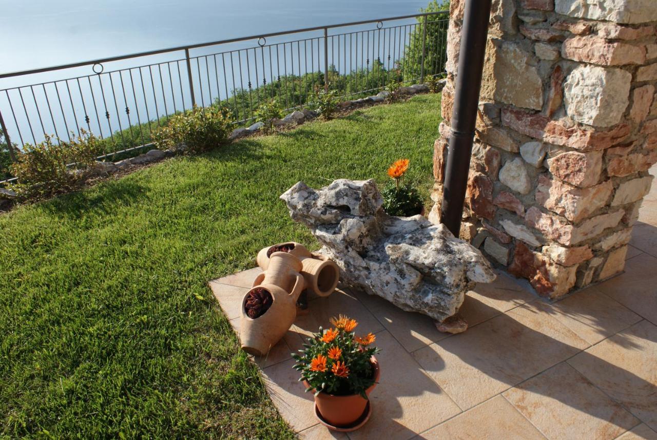 Aparthotel La Casa Di Pericle Brenzone sul Garda Exterior foto